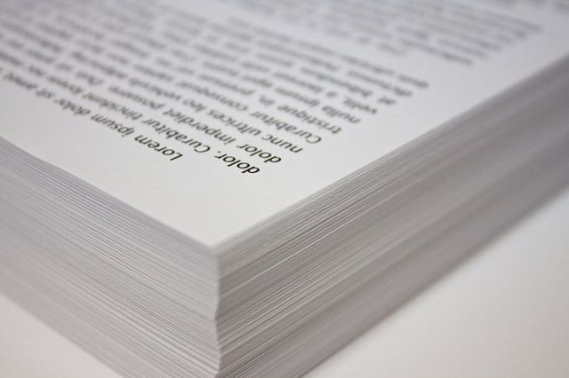 800px-Stack_of_Copy_Paper